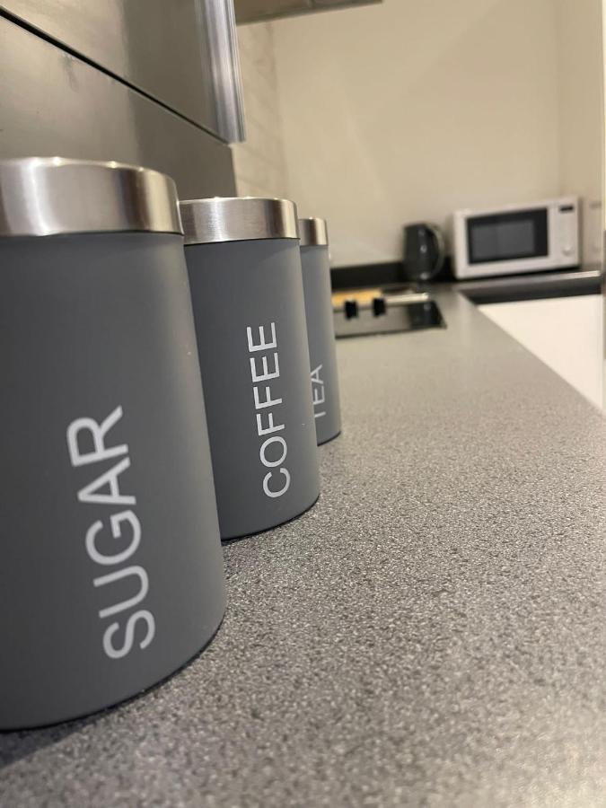 Modern Spacious 1 Bed Flat In Birmingham City Centre With Free Parking, Fast Free Wifi And Netflix Екстер'єр фото